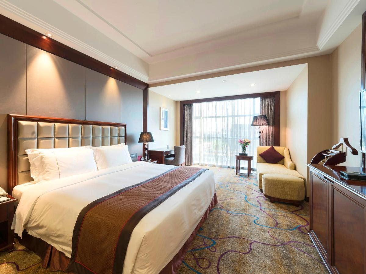 Shenzhen Baohengda International Hotel Zewnętrze zdjęcie