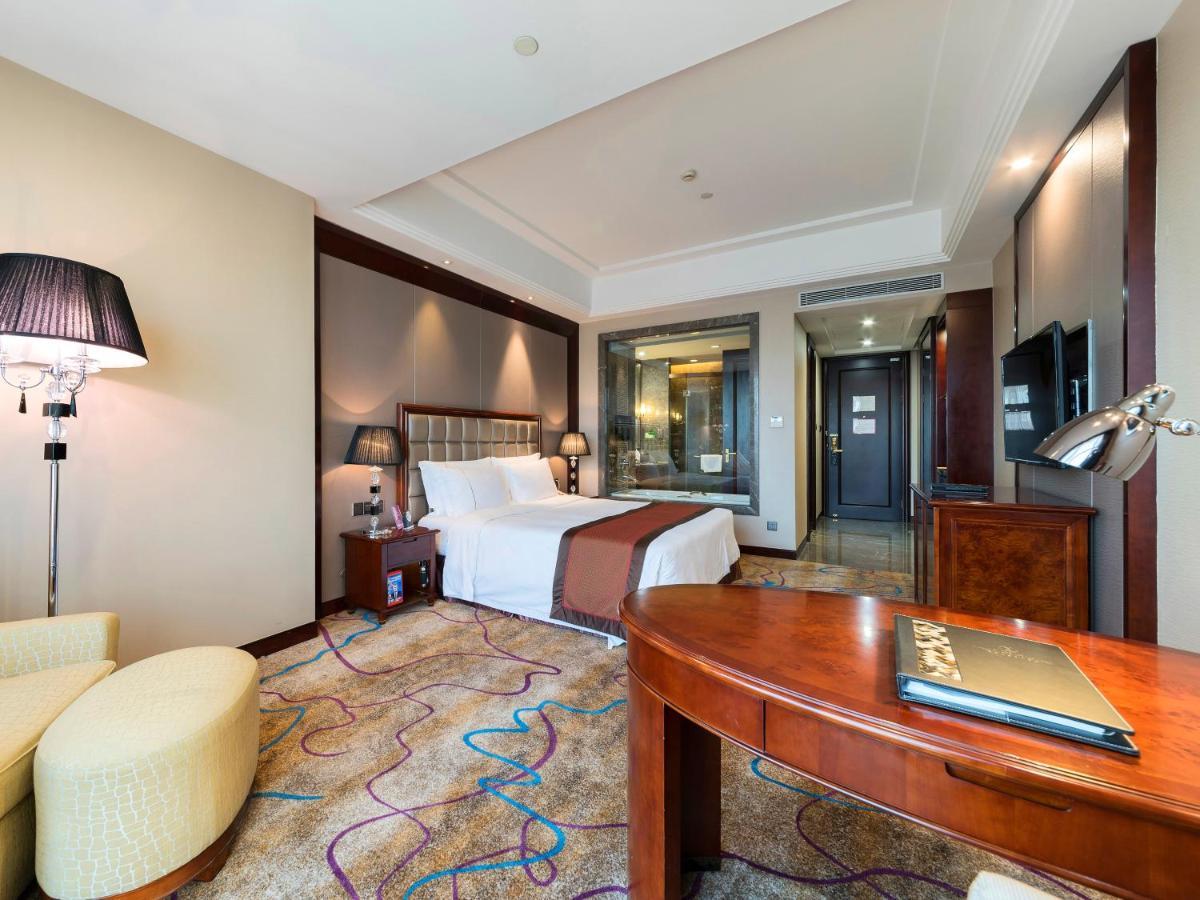 Shenzhen Baohengda International Hotel Zewnętrze zdjęcie