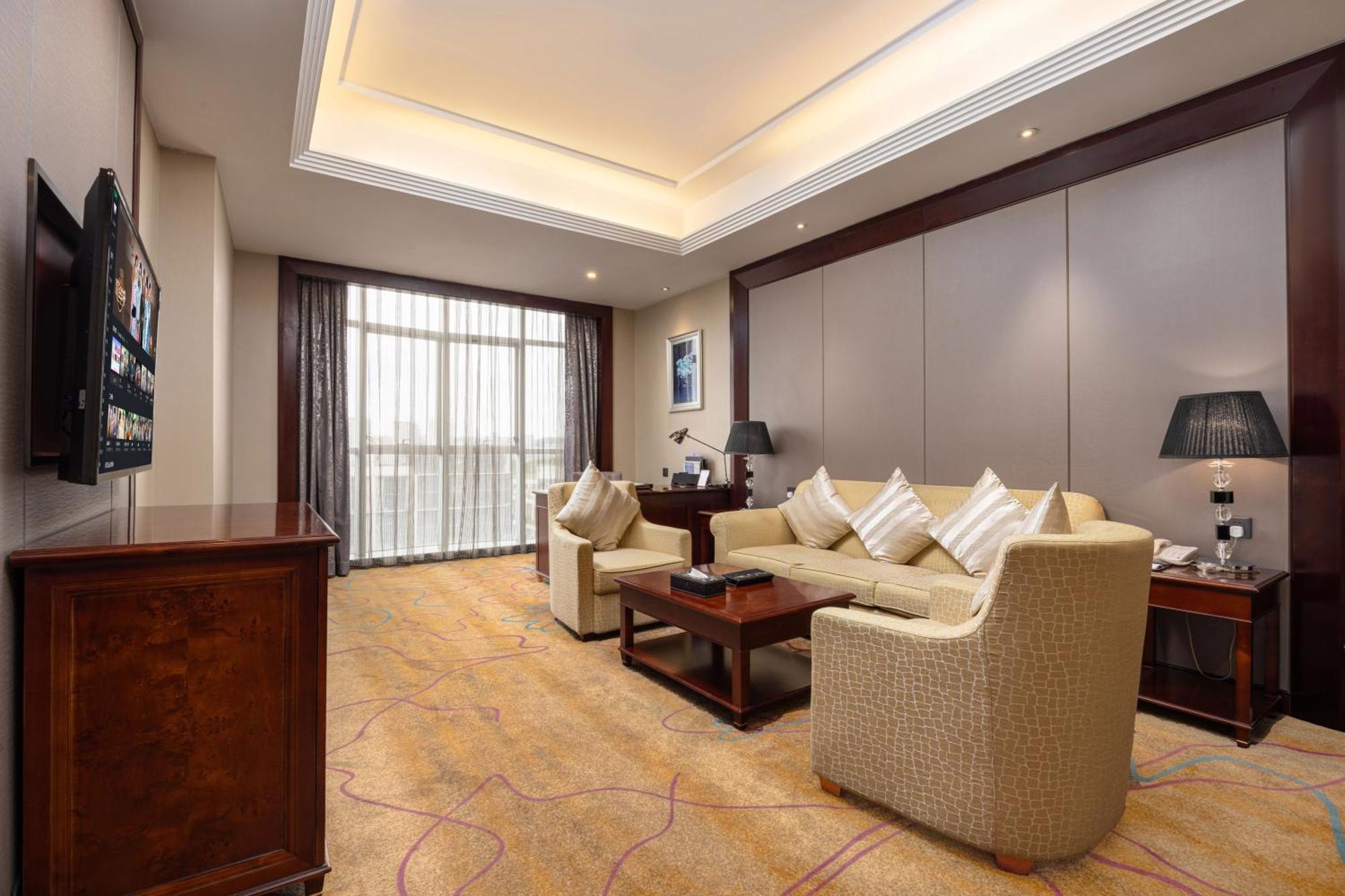 Shenzhen Baohengda International Hotel Zewnętrze zdjęcie