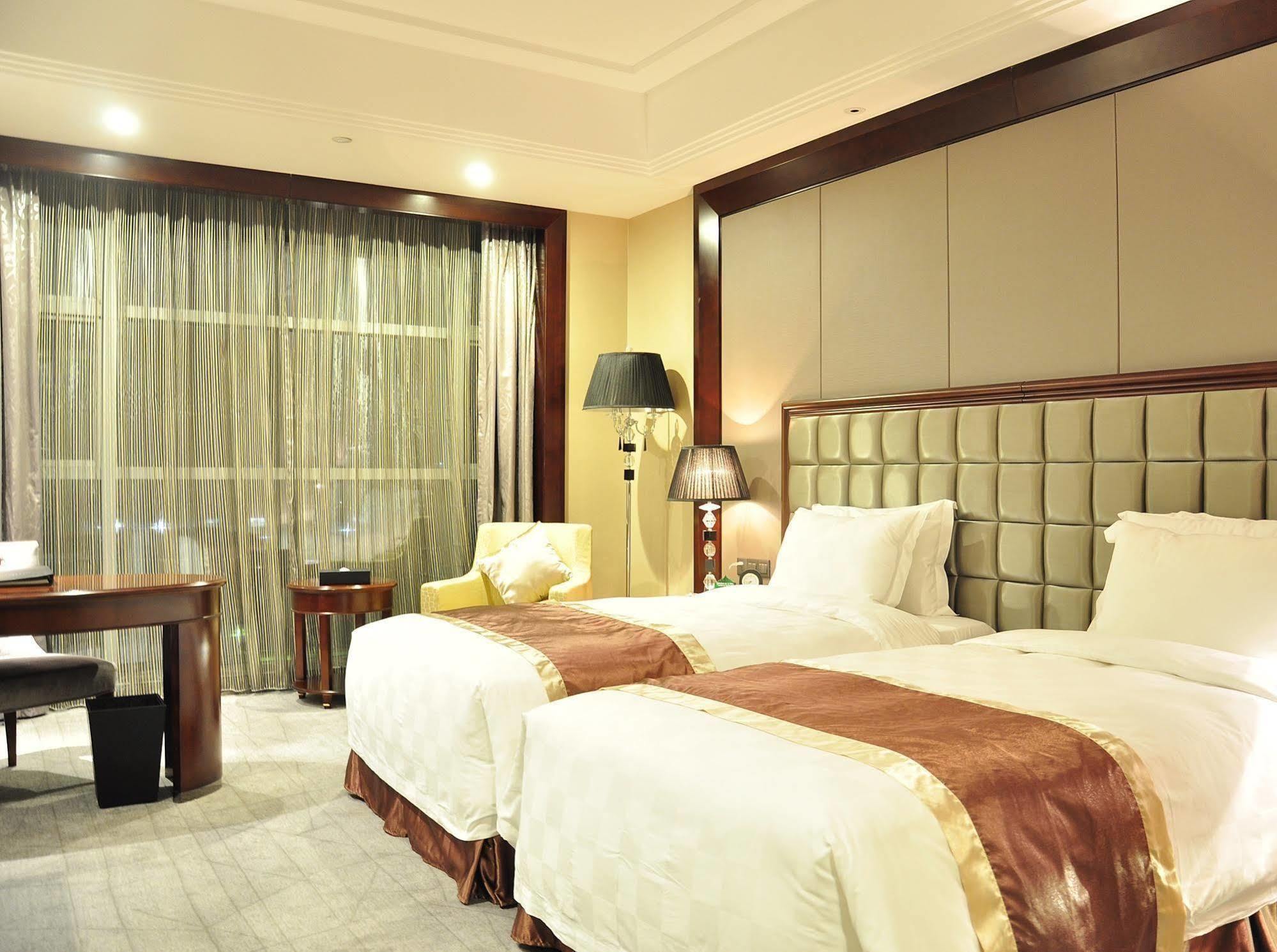 Shenzhen Baohengda International Hotel Zewnętrze zdjęcie